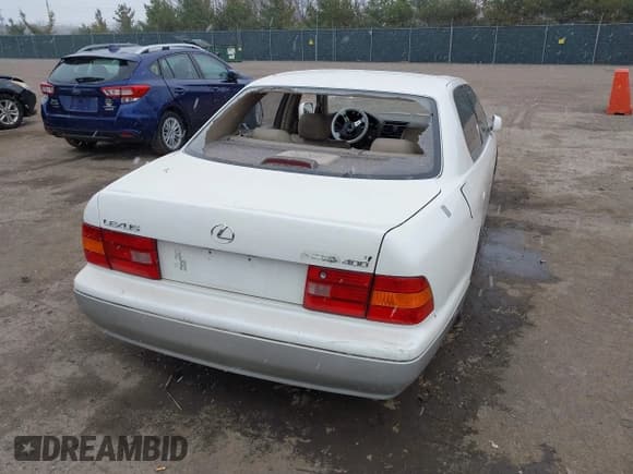 ✅ 1996 Lexus LS 400 • VIN: JT8BH22F6T0046532 • Лот: 41989719. Опубликован ранее на IAAI с пробегом Не указан. Бесплатный доступ к архиву аукционных продаж из США и подробный отчёт об истории автомобиля на DreamBid. Изображение 4.