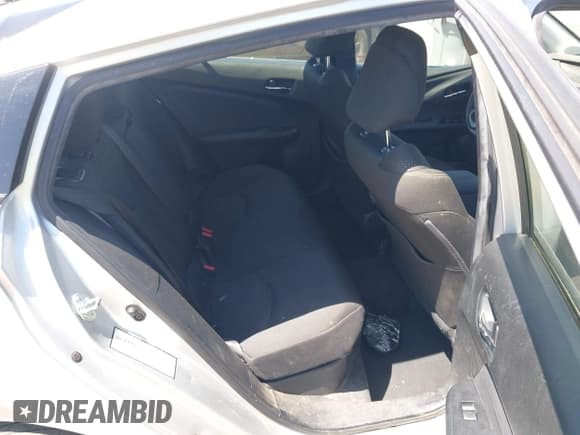 ✅ 2021 Toyota Prius L Eco • VIN: JTDKAMFU4M3148082 • Lot: 42246788. Listed on IAAI with 72,124 mi. Free auction sales archive from the USA and detailed vehicle history report at DreamBid. Image 8.