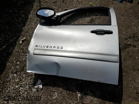 ✅ 2011 Chevrolet Silverado 1500 LT • VIN: 3GCPKSE3XBG240503 • Lot: 69306805. Wystawiony na Copart z przebiegiem 146 661 mil. Bezpłatny archiwum sprzedaży aukcyjnych z USA i szczegółowy raport historii pojazdu na DreamBid. Zdjęcie 12.