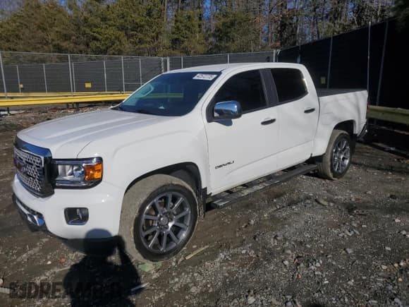 ✅ 2020 GMC Canyon 4WD Denali • VIN: 1GTG6EEN0L1240761 • Lot: 42572775. Wystawiony na Copart z przebiegiem 22 346 mil. Bezpłatny archiwum sprzedaży aukcyjnych z USA i szczegółowy raport historii pojazdu na DreamBid. Zdjęcie 1.