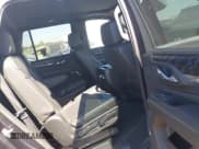 ✅ 2023 GMC Yukon Denali • VIN: 1GKS2DKL8PR225875 • Lot: 42815977. Wystawiony na IAAI z przebiegiem 57 781 mil. Bezpłatny archiwum sprzedaży aukcyjnych z USA i szczegółowy raport historii pojazdu na DreamBid. Zdjęcie 8.