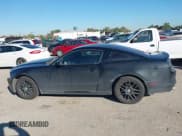 ✅ 2014 Ford Mustang V6 • VIN: 1ZVBP8AM7E5284528 • Lot: 43623168. Wystawiony na IAAI z przebiegiem 209 783 mil. Bezpłatny archiwum sprzedaży aukcyjnych z USA i szczegółowy raport historii pojazdu na DreamBid. Zdjęcie 14.