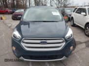✅ 2019 Ford Escape SE • VIN: 1FMCU0GD5KUB97930 • Lot: 43737106. Wystawiony na IAAI z przebiegiem 181 175 mil. Bezpłatny archiwum sprzedaży aukcyjnych z USA i szczegółowy raport historii pojazdu na DreamBid. Zdjęcie 12.