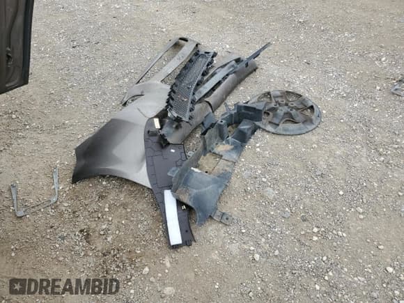 ✅ 2012 Chevrolet Malibu 1LS • VIN: 1G1ZB5E00CF262618 • Lot: 78260944. Wystawiony na Copart z przebiegiem Nie podano. Bezpłatny archiwum sprzedaży aukcyjnych z USA i szczegółowy raport historii pojazdu na DreamBid. Zdjęcie 12.