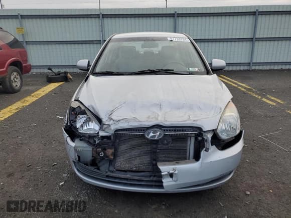 ✅ 2010 Hyundai Accent GLS • VIN: KMHCN4AC5AU518092 • Лот: 81733704. Опубликован ранее на Copart с пробегом 116 762 миль. Бесплатный доступ к архиву аукционных продаж из США и подробный отчёт об истории автомобиля на DreamBid. Изображение 5.