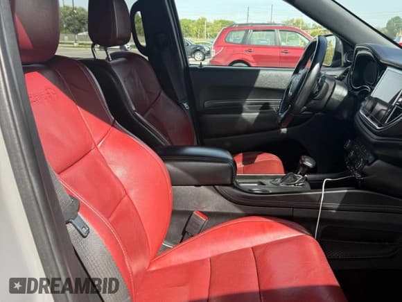 ✅ 2021 Dodge Durango SRT Hellcat • VIN: 1C4SDJH95MC715575 • Лот: 86482145. Опубликован ранее на Copart с пробегом 46 714 миль. Бесплатный доступ к архиву аукционных продаж из США и подробный отчёт об истории автомобиля на DreamBid. Изображение 5.