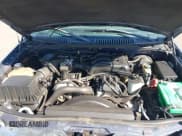 ✅ 2004 Ford Explorer XLT • VIN: 1FMDU73K74ZB43293 • Lot: 41021943. Wystawiony na IAAI z przebiegiem 198 737 mil. Bezpłatny archiwum sprzedaży aukcyjnych z USA i szczegółowy raport historii pojazdu na DreamBid. Zdjęcie 10.