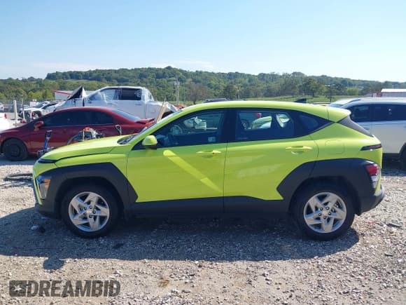 ✅ 2024 Hyundai Kona SE • VIN: KM8HA3AB6RU182287 • Lot: 43374779. Listed on IAAI with 28,717 mi. Free auction sales archive from the USA and detailed vehicle history report at DreamBid. Image 14.