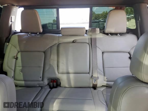 ✅ 2019 GMC Sierra 1500 SLT • VIN: 3GTP8DED3KG303587 • Лот: 66042295. Опубликован ранее на Copart с пробегом 129 337 миль. Бесплатный доступ к архиву аукционных продаж из США и подробный отчёт об истории автомобиля на DreamBid. Изображение 10.