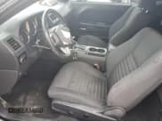 ✅ 2013 Dodge Challenger SXT • VIN: 2C3CDYAG0DH510799 • Lot: 72043994. Wystawiony na Copart z przebiegiem 118 598 mil. Bezpłatny archiwum sprzedaży aukcyjnych z USA i szczegółowy raport historii pojazdu na DreamBid. Zdjęcie 7.