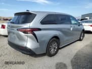 ✅ 2021 Toyota Sienna LE • VIN: 5TDKRKEC5MS028926 • Лот: 81182615. Опубликован ранее на Copart с пробегом 245 336 миль. Бесплатный доступ к архиву аукционных продаж из США и подробный отчёт об истории автомобиля на DreamBid. Изображение 3.