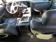 ✅ 2004 Chevrolet Silverado 2500HD LS • VIN: 1GCHK23224F212276 • Lot: 82424225. Wystawiony na Copart z przebiegiem Nie podano. Bezpłatny archiwum sprzedaży aukcyjnych z USA i szczegółowy raport historii pojazdu na DreamBid. Zdjęcie 8.