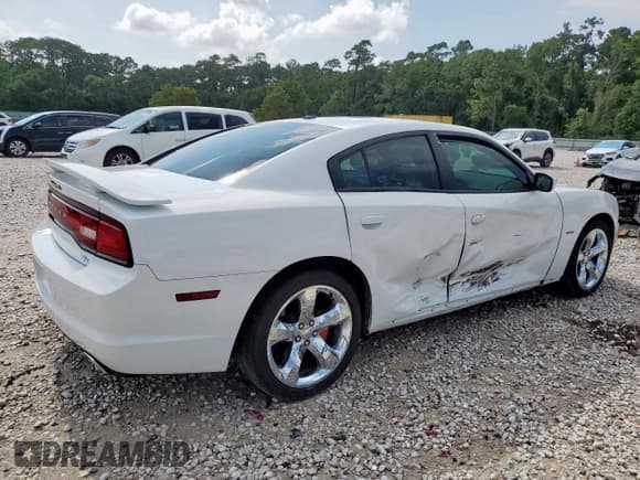 ✅ 2011 Dodge Charger Mopar 11 • VIN: 2B3CL5CT1BH514267 • Lot: 59089065. Listed on Copart with 81,399 mi. Free auction sales archive from the USA and detailed vehicle history report at DreamBid. Image 3.