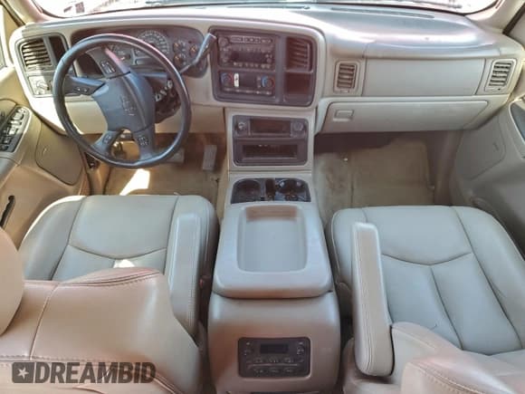 ✅ 2005 Chevrolet Tahoe LT • VIN: 1GNEC13T25R200848 • Лот: 92055285. Опубликован ранее на Copart с пробегом Не указан. Бесплатный доступ к архиву аукционных продаж из США и подробный отчёт об истории автомобиля на DreamBid. Изображение 8.