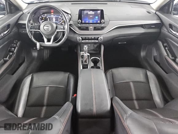 ✅ 2025 Nissan Altima SR • VIN: 1N4BL4CV5SN304466 • Lot: 90384065. Wystawiony na Copart z przebiegiem 32 439 mil. Bezpłatny archiwum sprzedaży aukcyjnych z USA i szczegółowy raport historii pojazdu na DreamBid. Zdjęcie 8.