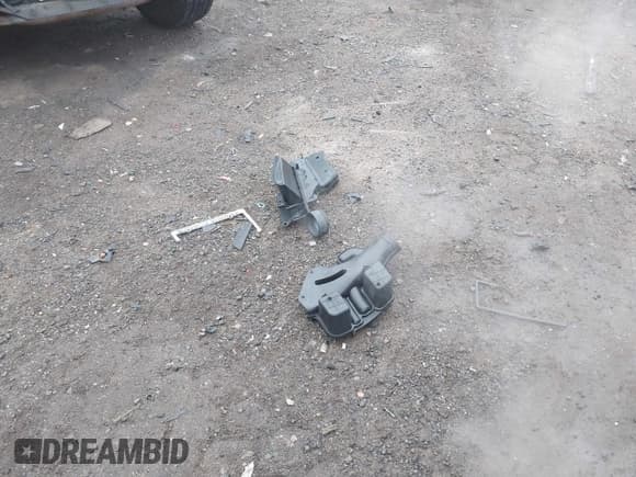 ✅ 2015 Acura MDX • VIN: 5FRYD4H22FB020117 • Lot: 43751833. Listed on IAAI with 178,129 mi. Free auction sales archive from the USA and detailed vehicle history report at DreamBid. Image 12.