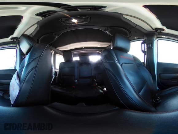 ✅ 2018 Jeep Wrangler Unlimited Rubicon • VIN: 1C4HJXFN0JW141614 • Лот: 42395543. Опубликован ранее на IAAI с пробегом 80 705 миль. Бесплатный доступ к архиву аукционных продаж из США и подробный отчёт об истории автомобиля на DreamBid. Изображение 18.