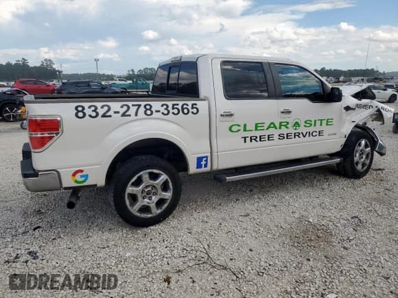 ✅ 2013 Ford F-150 Lariat • VIN: 1FTFW1ET9DKD79205 • Лот: 82074605. Опубликован ранее на Copart с пробегом 148 930 миль. Бесплатный доступ к архиву аукционных продаж из США и подробный отчёт об истории автомобиля на DreamBid. Изображение 3.