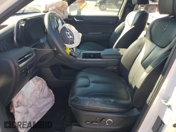 ✅ 2024 Hyundai Palisade Calligraphy • VIN: KM8R74GE1RU688085 • Лот: 82100884. Опубликован ранее на Copart с пробегом 16 958 миль. Бесплатный доступ к архиву аукционных продаж из США и подробный отчёт об истории автомобиля на DreamBid. Изображение 7.