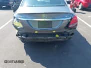 ✅ 2018 Mercedes-Benz C 300 • VIN: 55SWF4KB8JU280931 • Lot: 43148785. Wystawiony na IAAI z przebiegiem 96 157 mil. Bezpłatny archiwum sprzedaży aukcyjnych z USA i szczegółowy raport historii pojazdu na DreamBid. Zdjęcie 6.