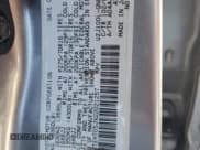 ✅ 2002 Toyota Land Cruiser • VIN: JTEHT05JX22021257 • Lot: 81121465. Wystawiony na Copart z przebiegiem 246 773 mil. Bezpłatny archiwum sprzedaży aukcyjnych z USA i szczegółowy raport historii pojazdu na DreamBid. Zdjęcie 13.