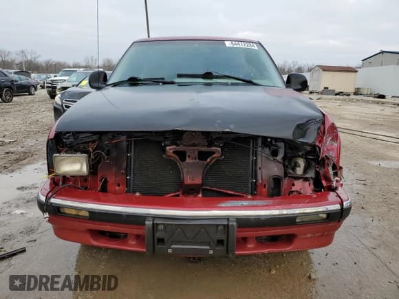 ✅ 1995 Chevrolet S-10 • VIN: 1GCCS14Z1S8262183 • Лот: 84472284. Опубликован ранее на Copart с пробегом 150 958 миль. Бесплатный доступ к архиву аукционных продаж из США и подробный отчёт об истории автомобиля на DreamBid. Изображение 5.