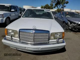 ✅ 1991 Mercedes-Benz 420 SEL • VIN: WDBCA35E9MA597051 • Lot: 69926944. Wystawiony na Copart z przebiegiem 160 717 mil. Bezpłatny archiwum sprzedaży aukcyjnych z USA i szczegółowy raport historii pojazdu na DreamBid. Zdjęcie 5.