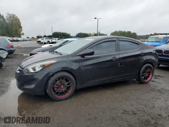 ✅ 2016 Hyundai Elantra SE • VIN: 5NPDH4AE4GH663466 • Lot: 86308455. Listed on Copart with 100,002 mi. Free auction sales archive from the USA and detailed vehicle history report at DreamBid. Image 1.