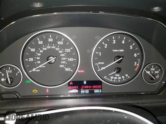 2015 BMW 3 Series 328i xDrive z VIN WBA3B3G50FNT18557, wystawiony jako Copart lot #47348795 z przebiegiem 99 102 mil mil oraz Szkoda całkowita • Salvage title. Historia ofert i sprzedaży dostępna na DreamBid. Obrazek 9.