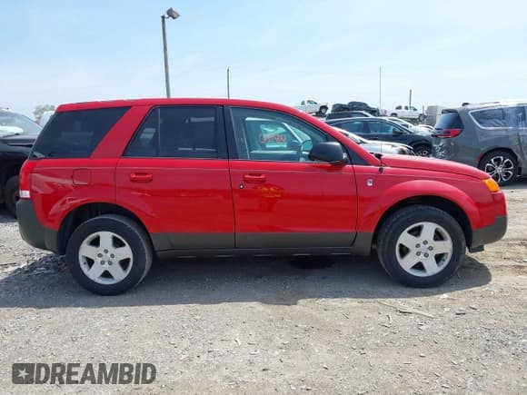 ✅ 2004 Saturn VUE V6 • VIN: 5GZCZ63474S837972 • Lot: 42140284. Wystawiony na IAAI z przebiegiem 189 000 mil. Bezpłatny archiwum sprzedaży aukcyjnych z USA i szczegółowy raport historii pojazdu na DreamBid. Zdjęcie 13.