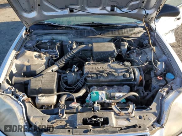 ✅ 1998 Honda Civic LX • VIN: 2HGEJ6670WH530663 • Lot: 84996705. Wystawiony na Copart z przebiegiem 265 676 mil. Bezpłatny archiwum sprzedaży aukcyjnych z USA i szczegółowy raport historii pojazdu na DreamBid. Zdjęcie 11.