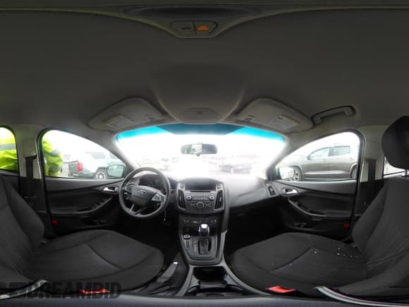 ✅ 2015 Ford Focus SE • VIN: 1FADP3F28FL382363 • Lot: 43733904. Listed on IAAI with 103,684 mi. Free auction sales archive from the USA and detailed vehicle history report at DreamBid. Image 18.