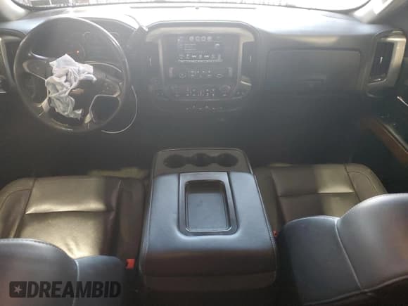 ✅ 2018 Chevrolet Silverado 1500 LTZ • VIN: 1GCVKSEC7JZ315034 • Lot: 81552585. Wystawiony na Copart z przebiegiem 96 989 mil. Bezpłatny archiwum sprzedaży aukcyjnych z USA i szczegółowy raport historii pojazdu na DreamBid. Zdjęcie 8.