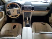 ✅ 2010 Lincoln MKZ • VIN: 3LNHL2JC2AR754092 • Lot: 56493585. Listed on Copart with 84,183 mi. Free auction sales archive from the USA and detailed vehicle history report at DreamBid. Image 8.