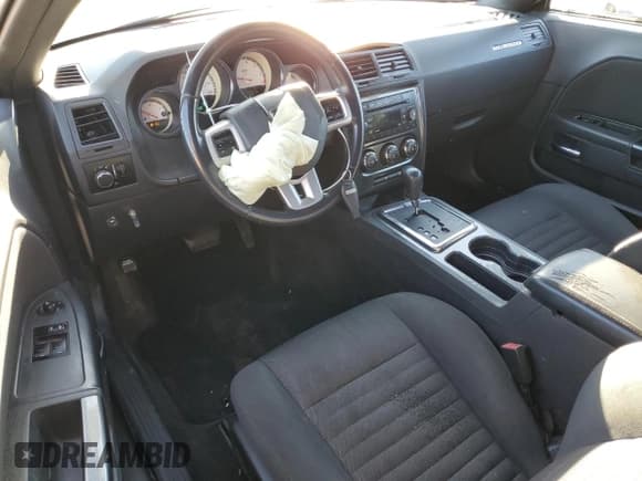 ✅ 2012 Dodge Challenger SXT • VIN: 2C3CDYAG5CH275525 • Lot: 75498714. Wystawiony na Copart z przebiegiem 117 160 mil. Bezpłatny archiwum sprzedaży aukcyjnych z USA i szczegółowy raport historii pojazdu na DreamBid. Zdjęcie 8.