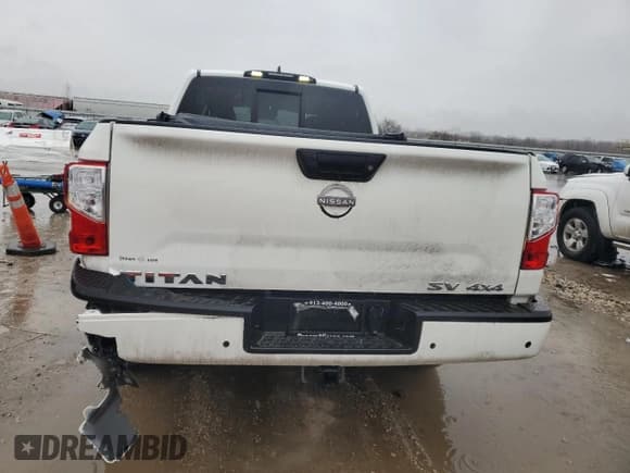 ✅ 2024 Nissan Titan SV • VIN: 1N6AA1CD1RN106170 • Lot: 47414475. Wystawiony na Copart z przebiegiem 13 844 mil. Bezpłatny archiwum sprzedaży aukcyjnych z USA i szczegółowy raport historii pojazdu na DreamBid. Zdjęcie 6.