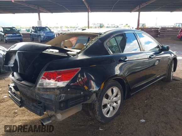 ✅ 2009 Honda Accord EX-L • VIN: JHMCP26839C001039 • Lot: 43748396. Wystawiony na IAAI z przebiegiem 168 757 mil. Bezpłatny archiwum sprzedaży aukcyjnych z USA i szczegółowy raport historii pojazdu na DreamBid. Zdjęcie 20.