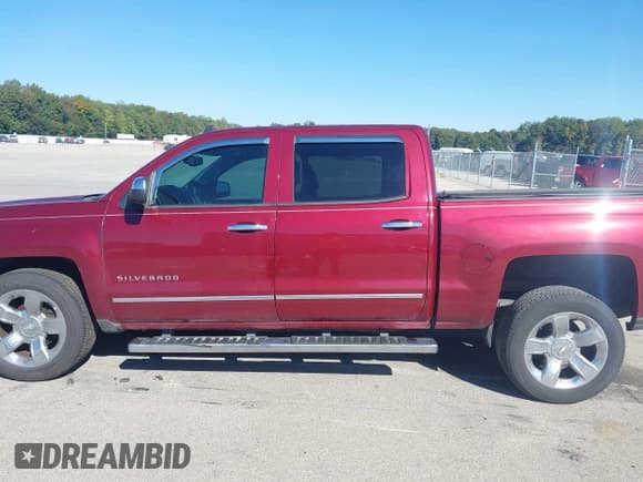 ✅ 2014 Chevrolet Silverado 1500 LTZ • VIN: 3GCPCSEC1EG300279 • Lot: 43399682. Wystawiony na IAAI z przebiegiem 115 841 mil. Bezpłatny archiwum sprzedaży aukcyjnych z USA i szczegółowy raport historii pojazdu na DreamBid. Zdjęcie 14.