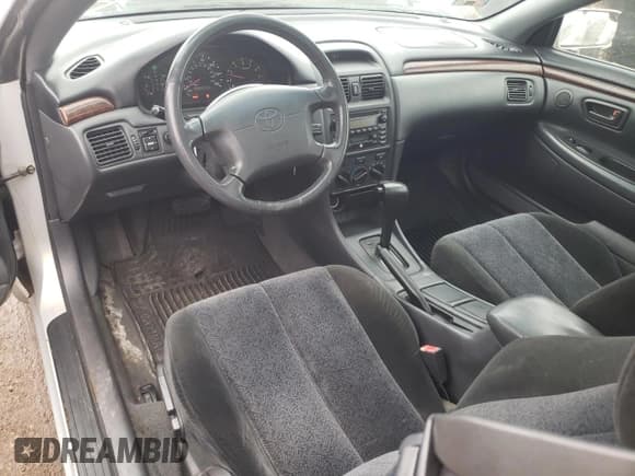 ✅ 2001 Toyota Solara SE • VIN: 2T1CF22P91C481956 • Lot: 77325353. Listed on Copart with 176,271 mi. Free auction sales archive from the USA and detailed vehicle history report at DreamBid. Image 8.