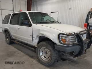 ✅ 2000 Ford Explorer XLS • VIN: 1FMZU72X1YZB29785 • Lot: 43232435. Wystawiony na IAAI z przebiegiem 181 771 mil. Bezpłatny archiwum sprzedaży aukcyjnych z USA i szczegółowy raport historii pojazdu na DreamBid. Zdjęcie 1.
