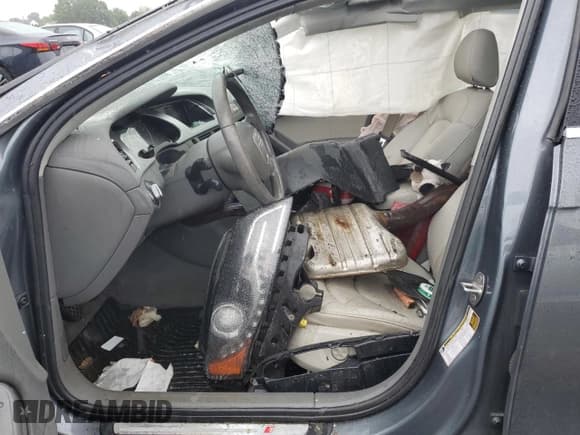 ✅ 2012 Audi A4 Premium Plus • VIN: WAUHFAFL7CN014829 • Lot: 57754855. Listed on Copart with Not provided. Free auction sales archive from the USA and detailed vehicle history report at DreamBid. Image 7.