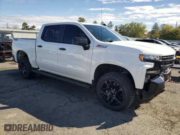 ✅ 2021 Chevrolet Silverado 1500 LT Trail Boss • VIN: 1GCPYFED0MZ287721 • Lot: 85778525. Wystawiony na Copart z przebiegiem 69 174 mil. Bezpłatny archiwum sprzedaży aukcyjnych z USA i szczegółowy raport historii pojazdu na DreamBid. Zdjęcie 4.