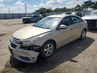 2011 Chevrolet Cruze 1FL с VIN 1G1PE5S95B7109761, выставлен на аукционе Copart как лот 69176695 с пробегом 125 381 миль миль и Списание • Salvage title. История ставок и продаж доступна на DreamBid. Изображение 1.