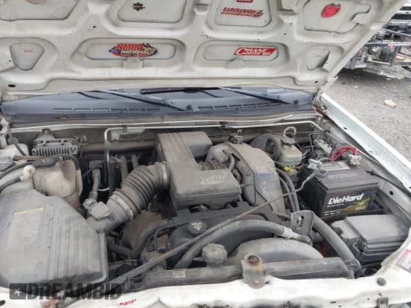 ✅ 2004 Chevrolet Colorado LS Z71 • VIN: 1GCDT196548204306 • Lot: 43434325. Wystawiony na IAAI z przebiegiem 201 127 mil. Bezpłatny archiwum sprzedaży aukcyjnych z USA i szczegółowy raport historii pojazdu na DreamBid. Zdjęcie 10.