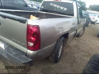 ✅ 2003 Chevrolet Silverado 1500 LS • VIN: 1GCEC14T13Z155633 • Lot: 40592774. Wystawiony na IAAI z przebiegiem Nie podano. Bezpłatny archiwum sprzedaży aukcyjnych z USA i szczegółowy raport historii pojazdu na DreamBid. Zdjęcie 4.