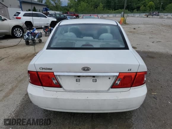 ✅ 2003 Kia Optima LX • VIN: KNAGD126335210008 • Lot: 67408705. Listed on Copart with 212,574 mi. Free auction sales archive from the USA and detailed vehicle history report at DreamBid. Image 6.