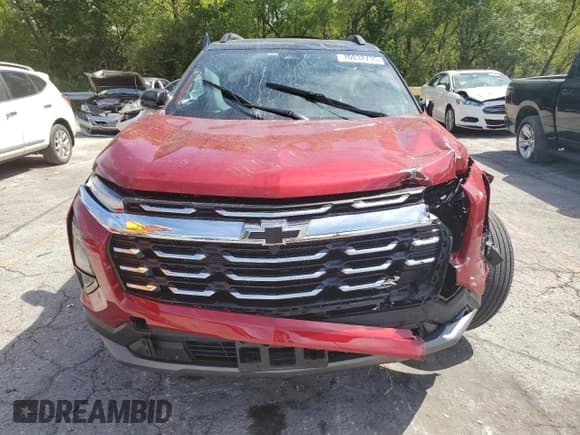 ✅ 2025 Chevrolet Equinox FWD LT • VIN: 3GNAXHEG2SL316419 • Lot: 70832735. Wystawiony na Copart z przebiegiem 4 973 mil. Bezpłatny archiwum sprzedaży aukcyjnych z USA i szczegółowy raport historii pojazdu na DreamBid. Zdjęcie 5.