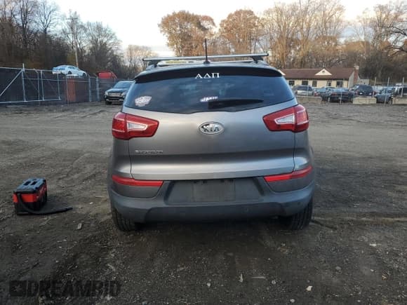 ✅ 2012 Kia Sportage LX • VIN: KNDPBCA29C7334811 • Lot: 92659795. Listed on Copart with 112,270 mi. Free auction sales archive from the USA and detailed vehicle history report at DreamBid. Image 6.