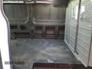 ✅ 2017 Ford Transit • VIN: 1FTYR2ZM2HKA80797 • Лот: 50075925. Опубликован ранее на Copart с пробегом 258 844 миль. Бесплатный доступ к архиву аукционных продаж из США и подробный отчёт об истории автомобиля на DreamBid. Изображение 10.