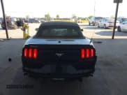 ✅ 2017 Ford Mustang EcoBoost Premium • VIN: 1FATP8UH9H5307646 • Lot: 42926727. Wystawiony na IAAI z przebiegiem 131 052 mil. Bezpłatny archiwum sprzedaży aukcyjnych z USA i szczegółowy raport historii pojazdu na DreamBid. Zdjęcie 16.